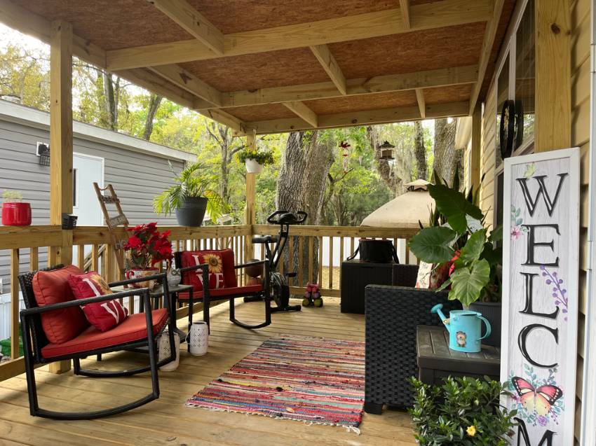 Mobile Home Deck and Patio Decorating Ideas
