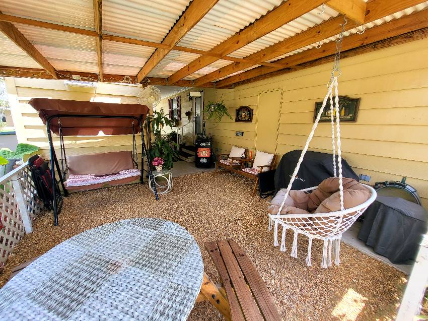 Mobile Home Deck and Patio Decorating Ideas