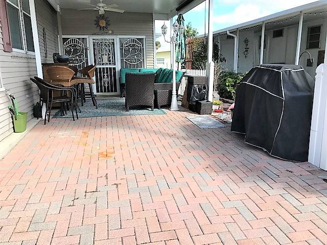 Mobile Home Deck and Patio Decorating Ideas