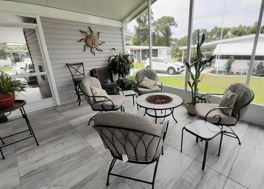 Mobile Home Deck and Patio Decorating Ideas