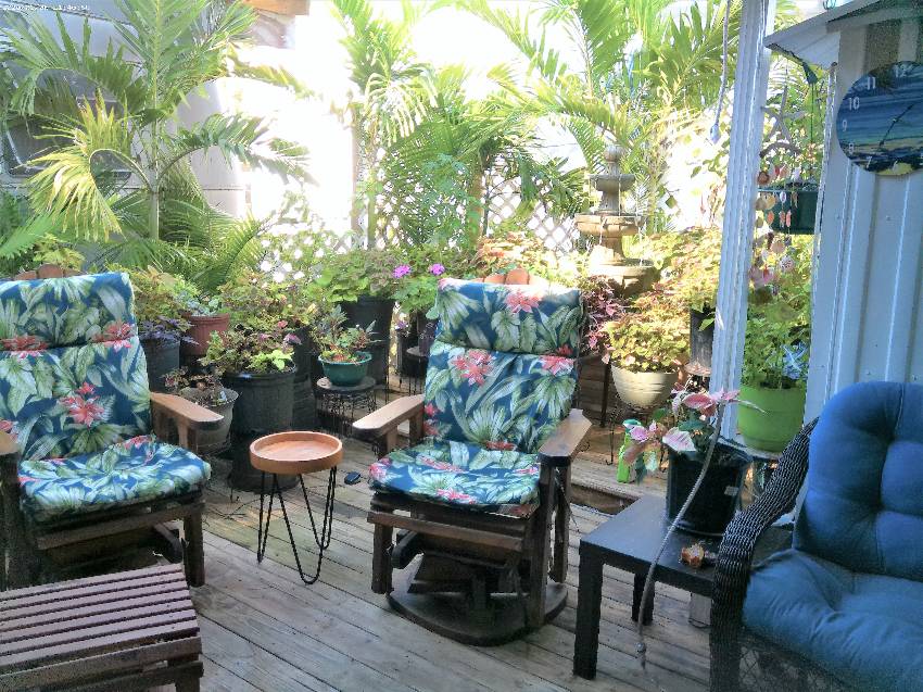 Mobile Home Deck and Patio Decorating Ideas