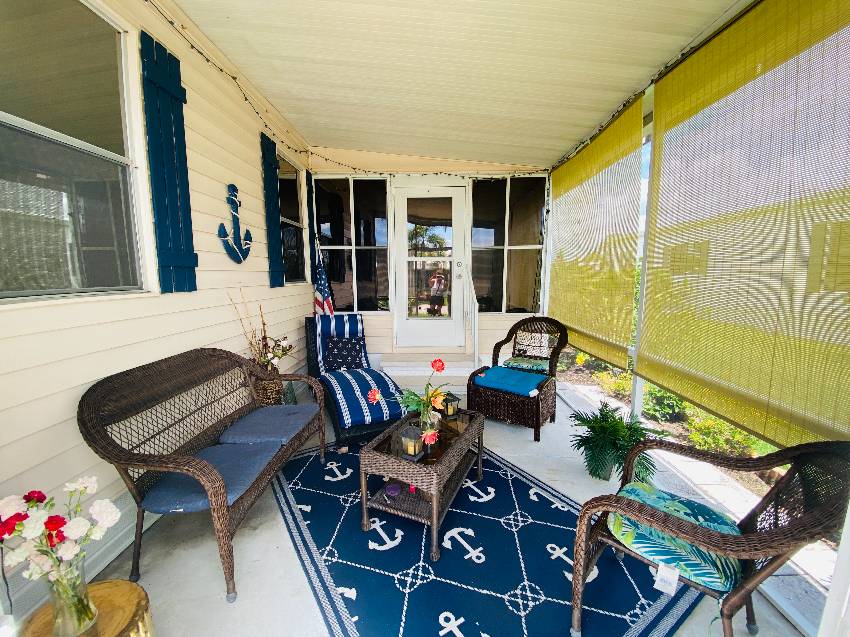 Mobile Home Deck and Patio Decorating Ideas