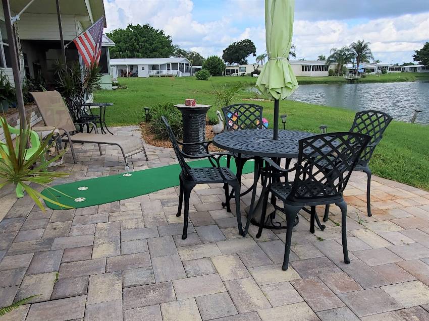 Mobile Home Deck and Patio Decorating Ideas