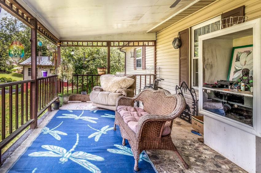 Mobile Home Deck and Patio Decorating Ideas