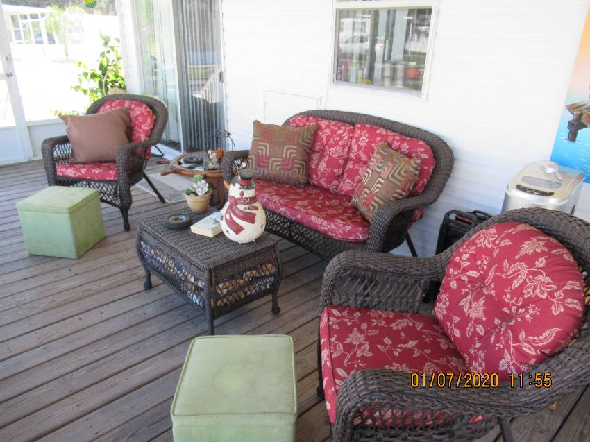 Mobile Home Deck and Patio Decorating Ideas