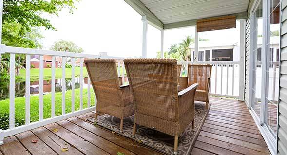 Mobile Home Deck and Patio Decorating Ideas