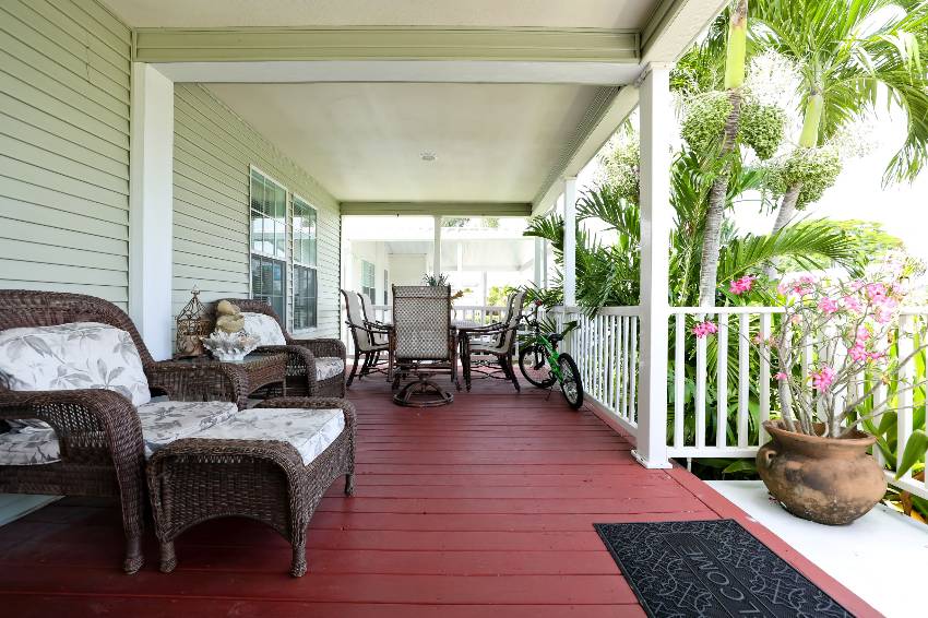 Mobile Home Deck and Patio Decorating Ideas