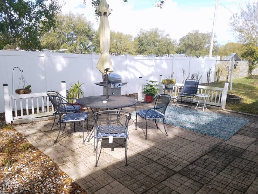 Mobile Home Deck and Patio Decorating Ideas