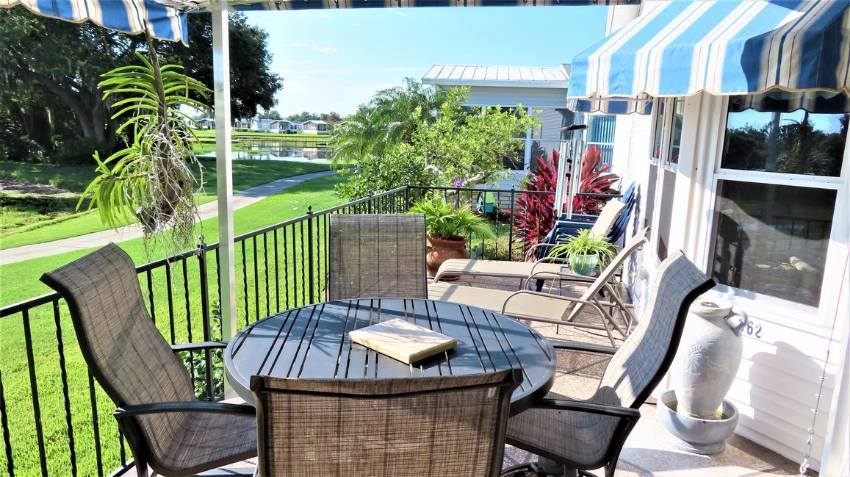 Mobile Home Deck and Patio Decorating Ideas