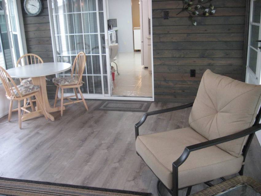 Mobile Home Deck and Patio Decorating Ideas