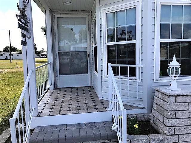 Mobile Home Entryway Decorating Ideas