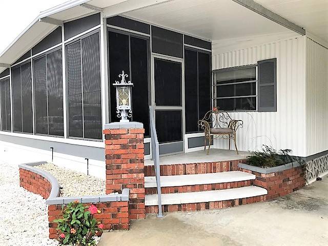 Mobile Home Entryway Decorating Ideas