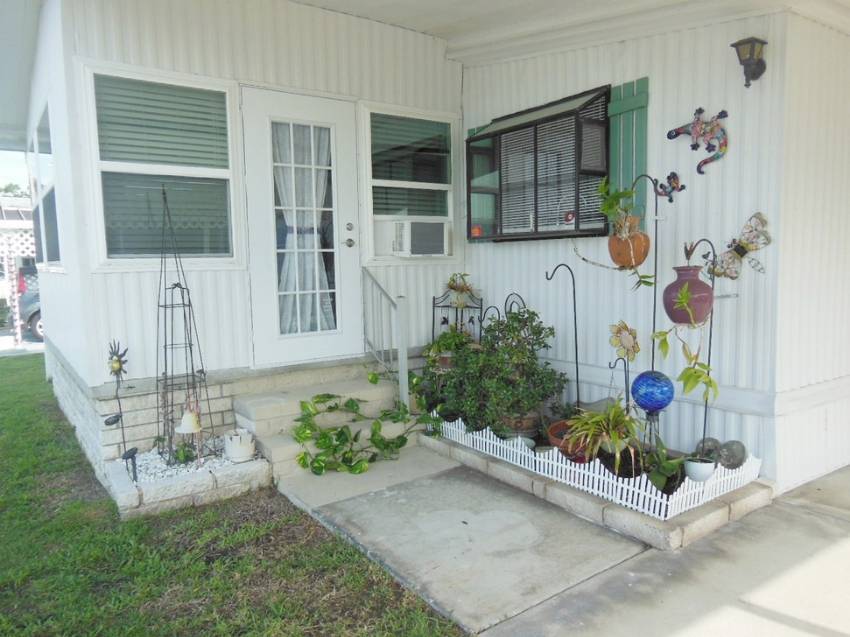 Mobile Home Entryway Decorating Ideas