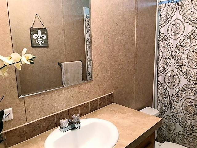 Mobile Home Bathroom Decorating Ideas