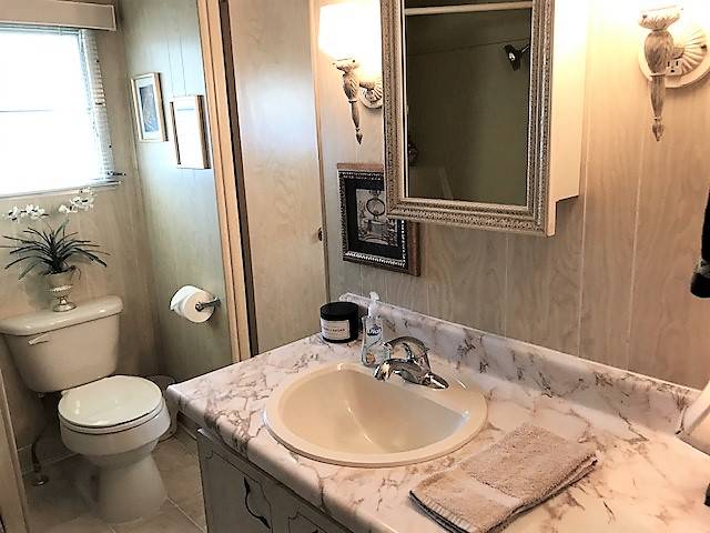 Mobile Home Bathroom Decorating Ideas