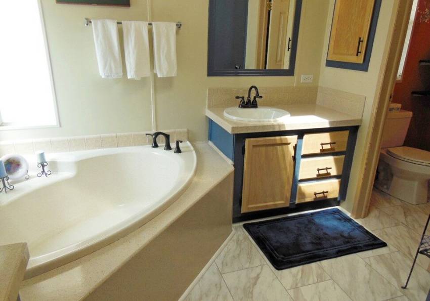 Mobile Home Bathroom Decorating Ideas