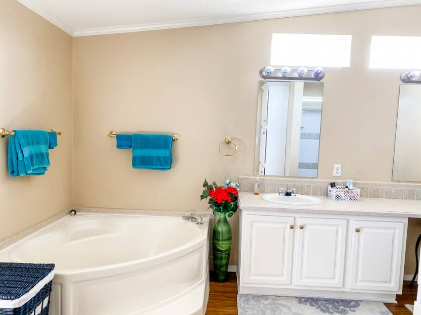 Mobile Home Bathroom Decorating Ideas