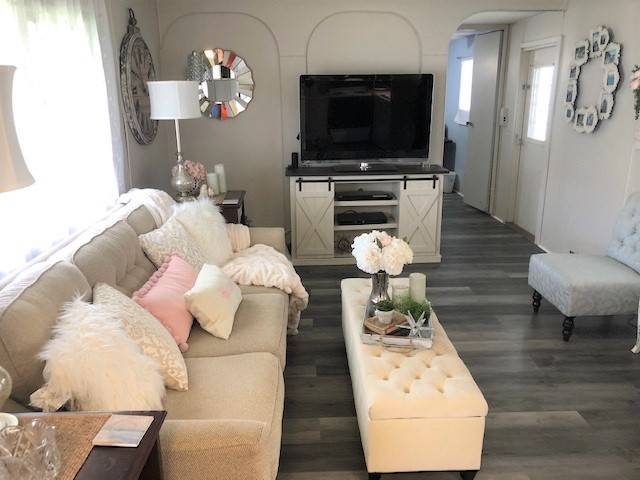 Mobile Home Living Room Decorating Ideas