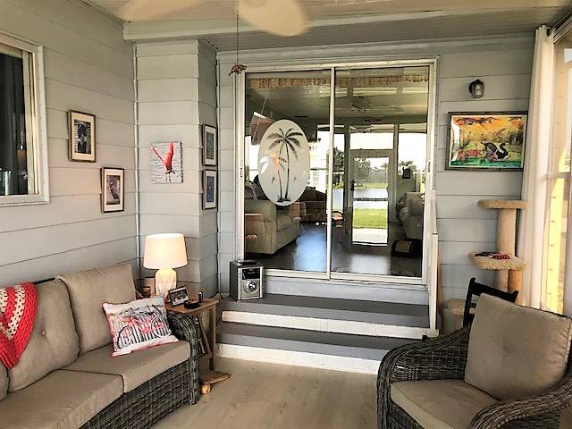 Mobile Home Sunroom and Lanai Decorating Ideas