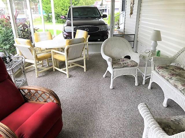 Mobile Home Sunroom and Lanai Decorating Ideas