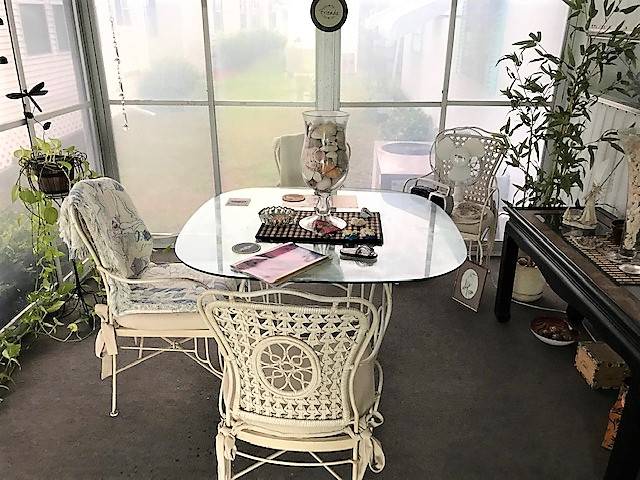 Mobile Home Sunroom and Lanai Decorating Ideas