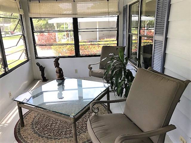 Mobile Home Sunroom and Lanai Decorating Ideas