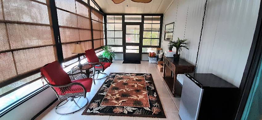 Mobile Home Sunroom and Lanai Decorating Ideas