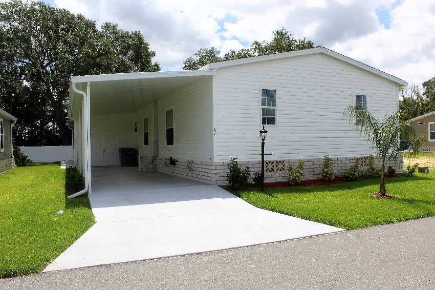 332 Siberian Cypress Circle a Winter Haven, FL Mobile or Manufactured Home for Sale