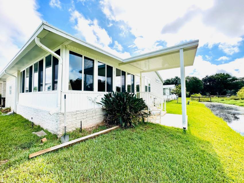 4746 Crestwicke Drive a Lakeland, FL Mobile or Manufactured Home for Sale