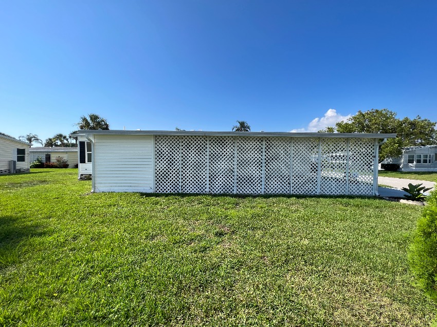 6362 Ravenglass Way a Sarasota, FL Mobile or Manufactured Home for Sale