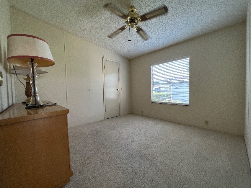 6362 Ravenglass Way a Sarasota, FL Mobile or Manufactured Home for Sale