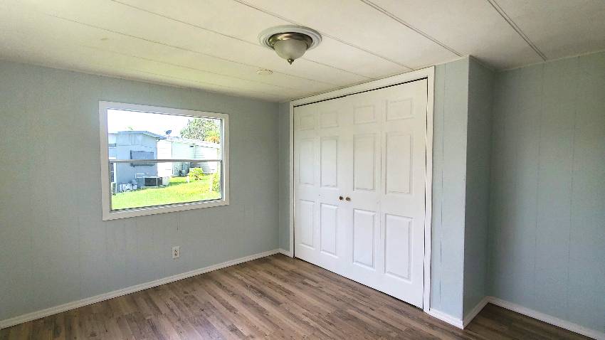 207 N Utrecht a Ellenton, FL Mobile or Manufactured Home for Sale