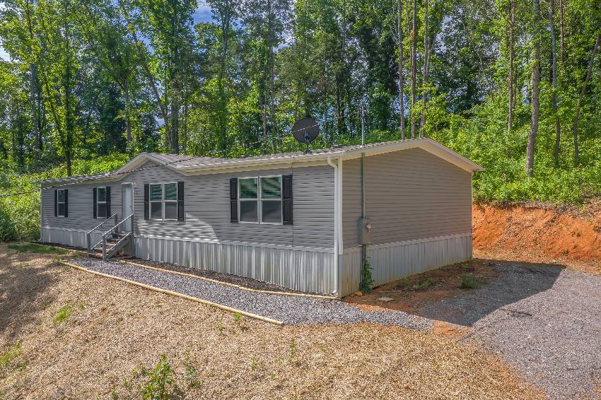 219 Old Dandridge Pike a Strawberry Plains, TN Mobile or Manufactured Home for Sale