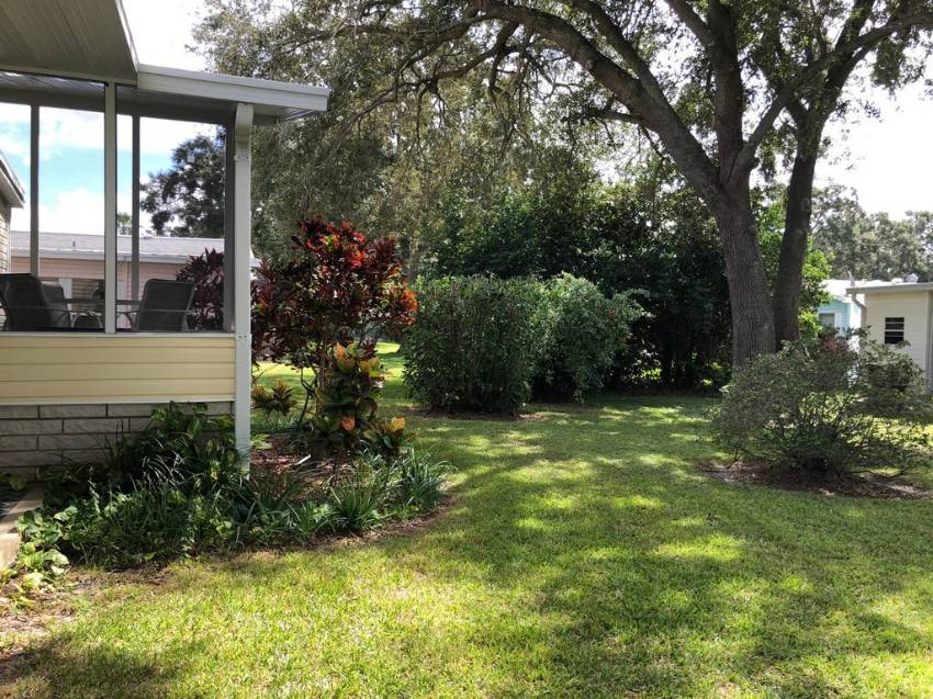 311 Winter Garden Court a Lake Alfred, FL Mobile or Manufactured Home for Sale