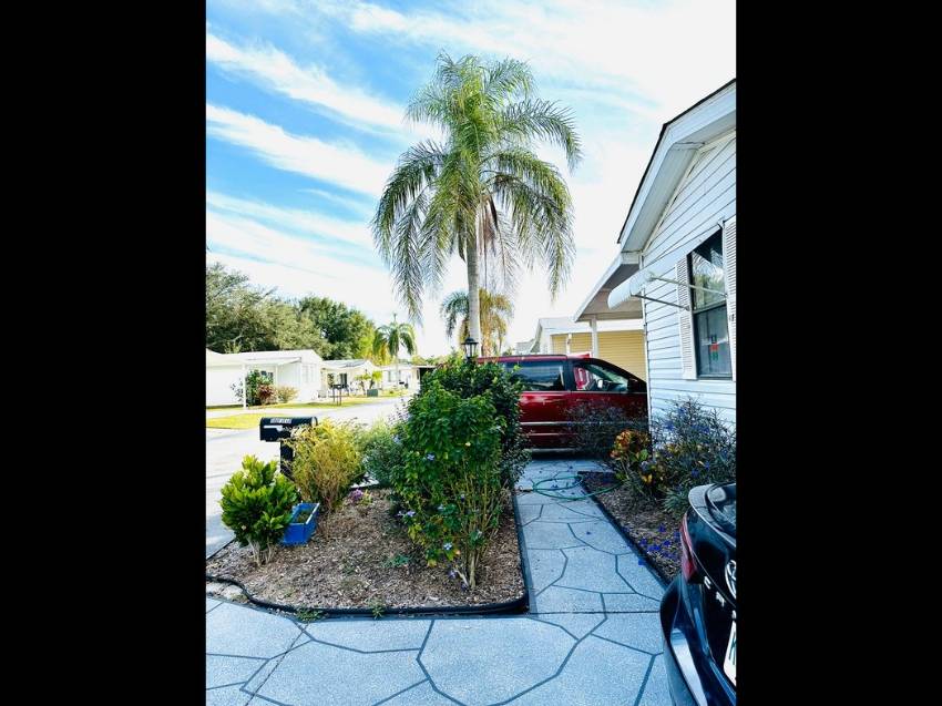 77 Los Palms Drive a Auburndale, FL Mobile or Manufactured Home for Sale