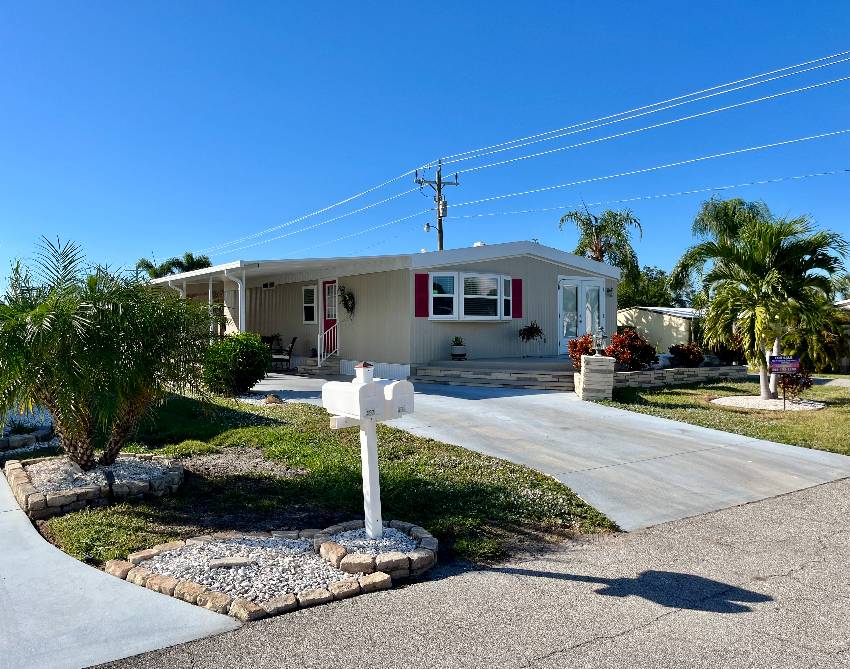 459 Zacapa a Venice, FL Mobile or Manufactured Home for Sale