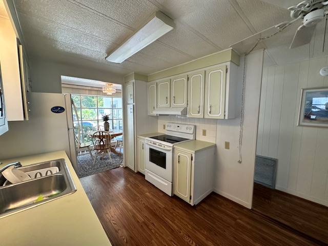 9925 Ulmerton Road #441 a Largo, FL Mobile or Manufactured Home for Sale