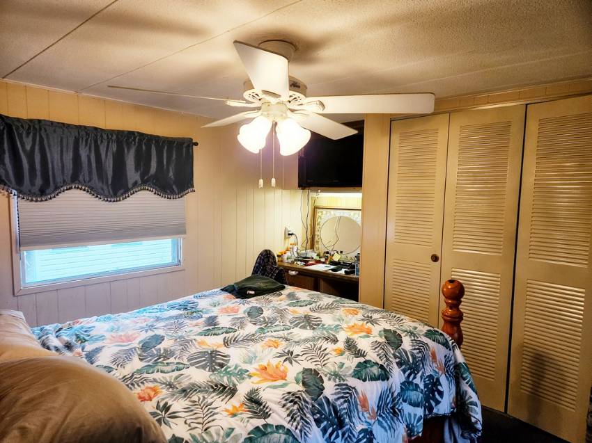 70 Temple Circle a Winter Haven, FL Mobile or Manufactured Home for Sale