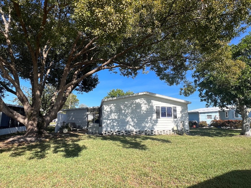 6252 Colfield Circle a Sarasota, FL Mobile or Manufactured Home for Sale