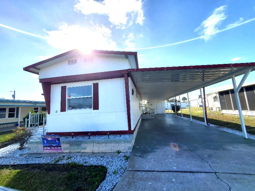 33 Kingsport Ave a Palmetto, FL Mobile or Manufactured Home for Sale