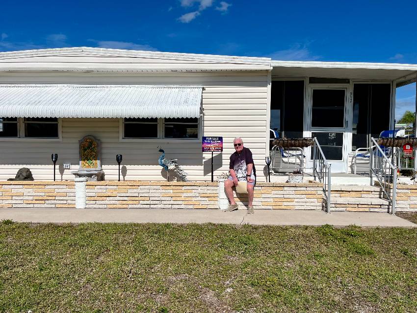 917 Cayman a Venice, FL Mobile or Manufactured Home for Sale