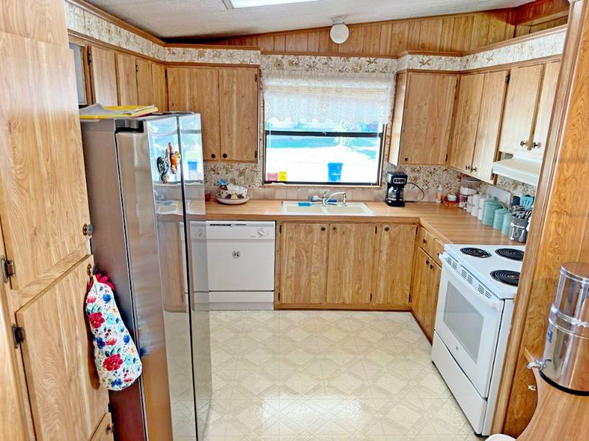 326 Geneva Drive a Winter Haven, FL Mobile or Manufactured Home for Sale
