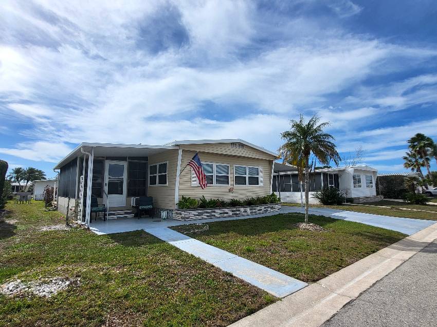 2320 York Drive a Sarasota, FL Mobile or Manufactured Home for Sale