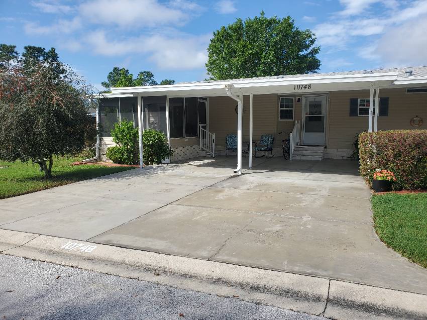 10748 S Sterlingshire Terrace a Homosassa, FL Mobile or Manufactured Home for Sale