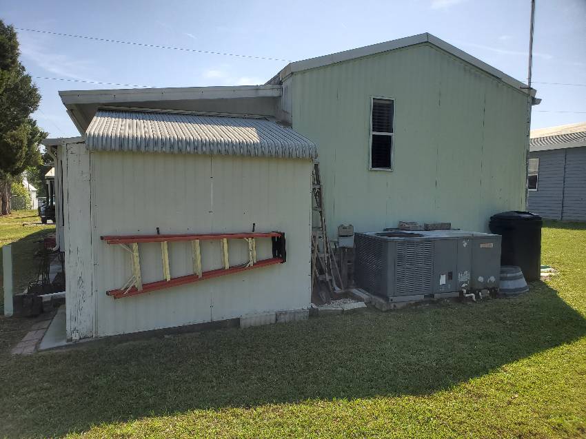 11705 Pierview Rd a Dade City, FL Mobile or Manufactured Home for Sale