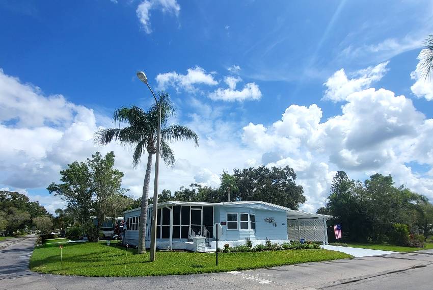 5816 Camelot Drive South a Sarasota, FL Mobile or Manufactured Home for Sale