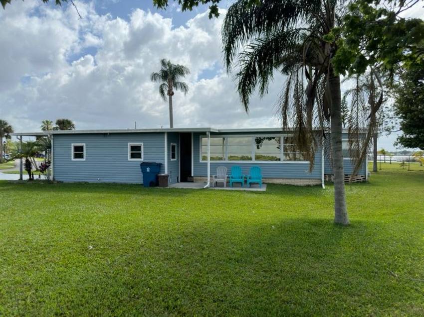 30 Hide A Way Lane a Winter Haven, FL Mobile or Manufactured Home for Sale