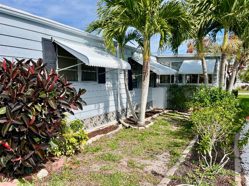 924 Zacapa a Venice, FL Mobile or Manufactured Home for Sale