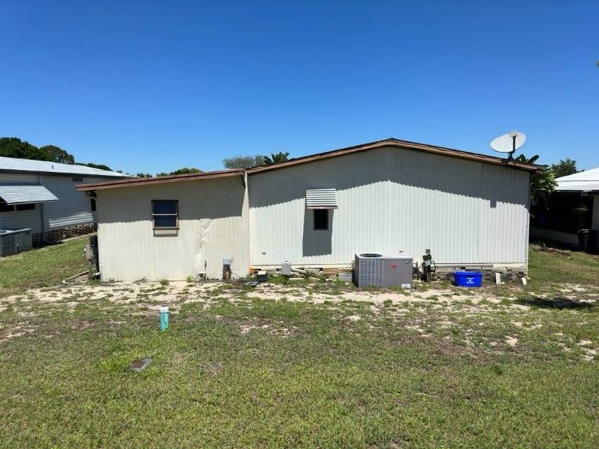189 Edelweiss Drive a Winter Haven, FL Mobile or Manufactured Home for Sale