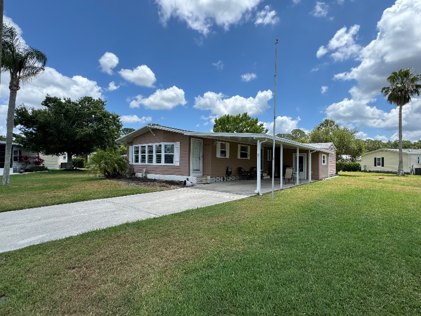 6436 Ravenglass Way a Sarasota, FL Mobile or Manufactured Home for Sale